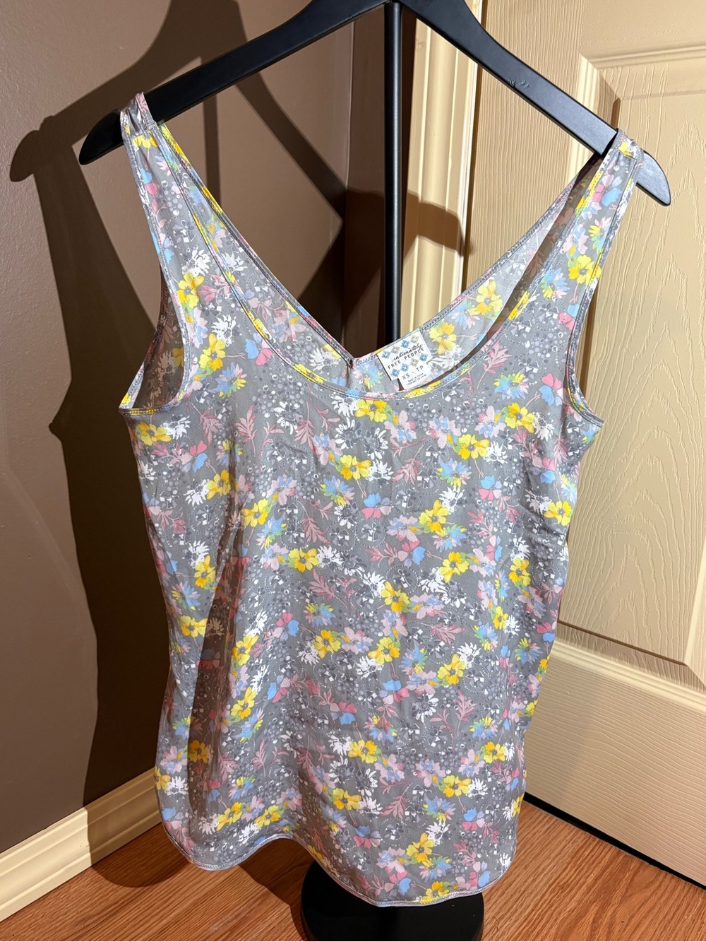Free People Gray Floral Scoop Tank with Yellow & Pink Blooms - Picture 3 of 8
